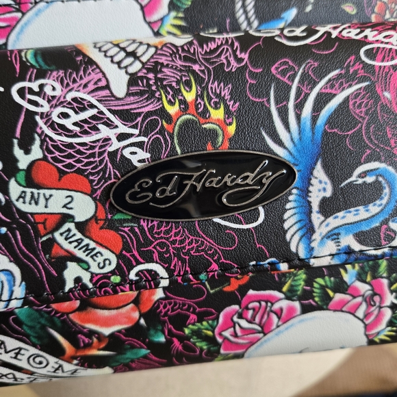 Ed Hardy Women's Crossbody Wallet Purse Wristlet Adjustable Strap Tattoo Y2k - Picture 7 of 9